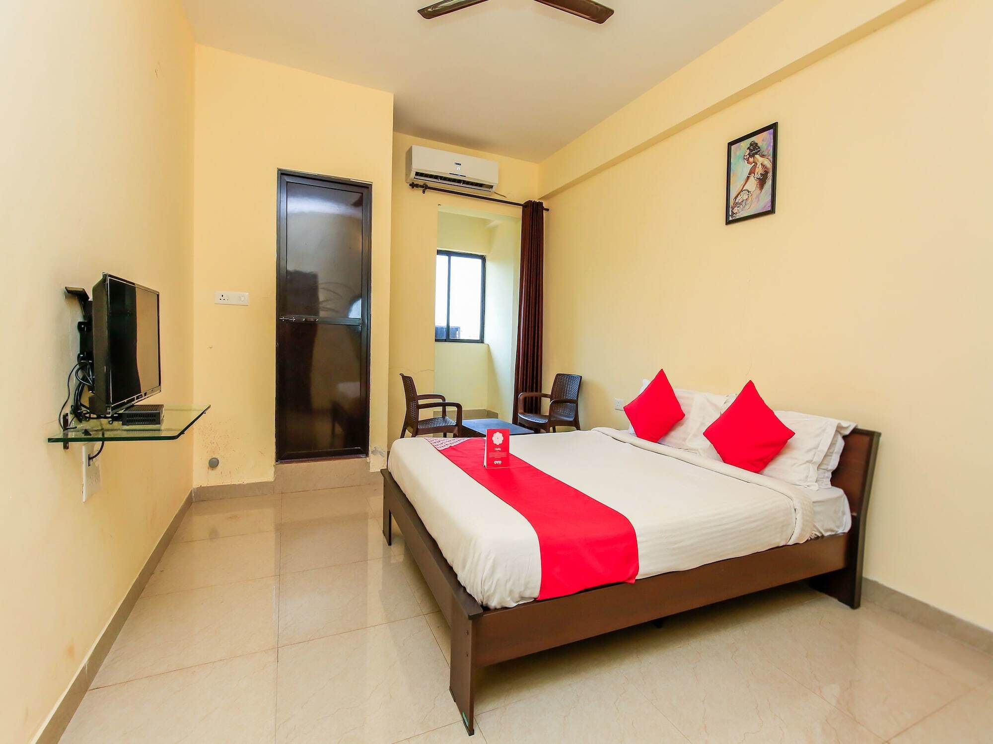 Oyo 14276 Hotel Spring Height Acaro Екстер'єр фото